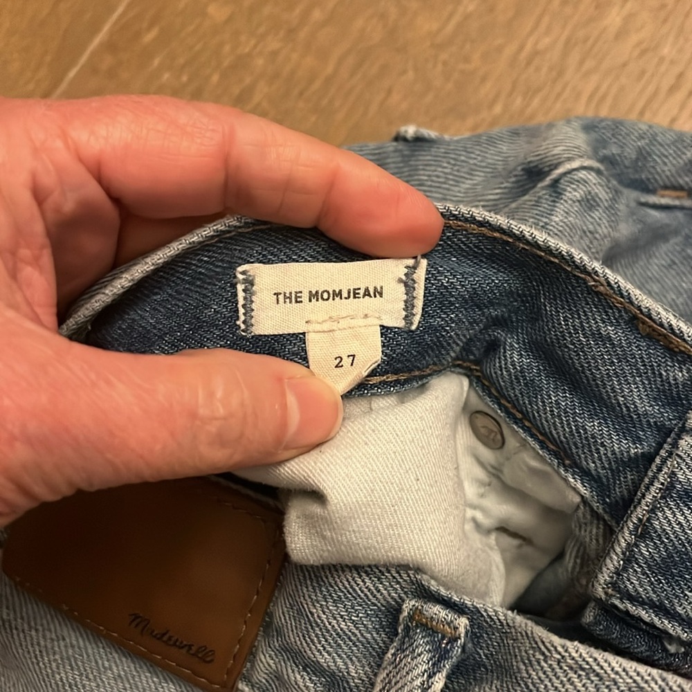 Madewell The Momjean in Gilford Wash: Ripped Edition size 27 - Picture 10 of 16